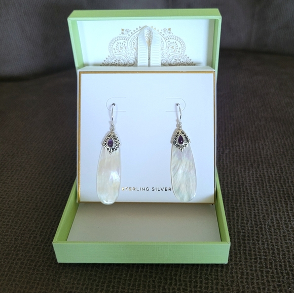 Annika Witt Jewelry - Annika Witt Teardrop💧 Shaped Mother of Pearl Earrings - NIB